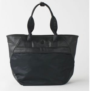 Lululemon Everything BagBlack excellent condition